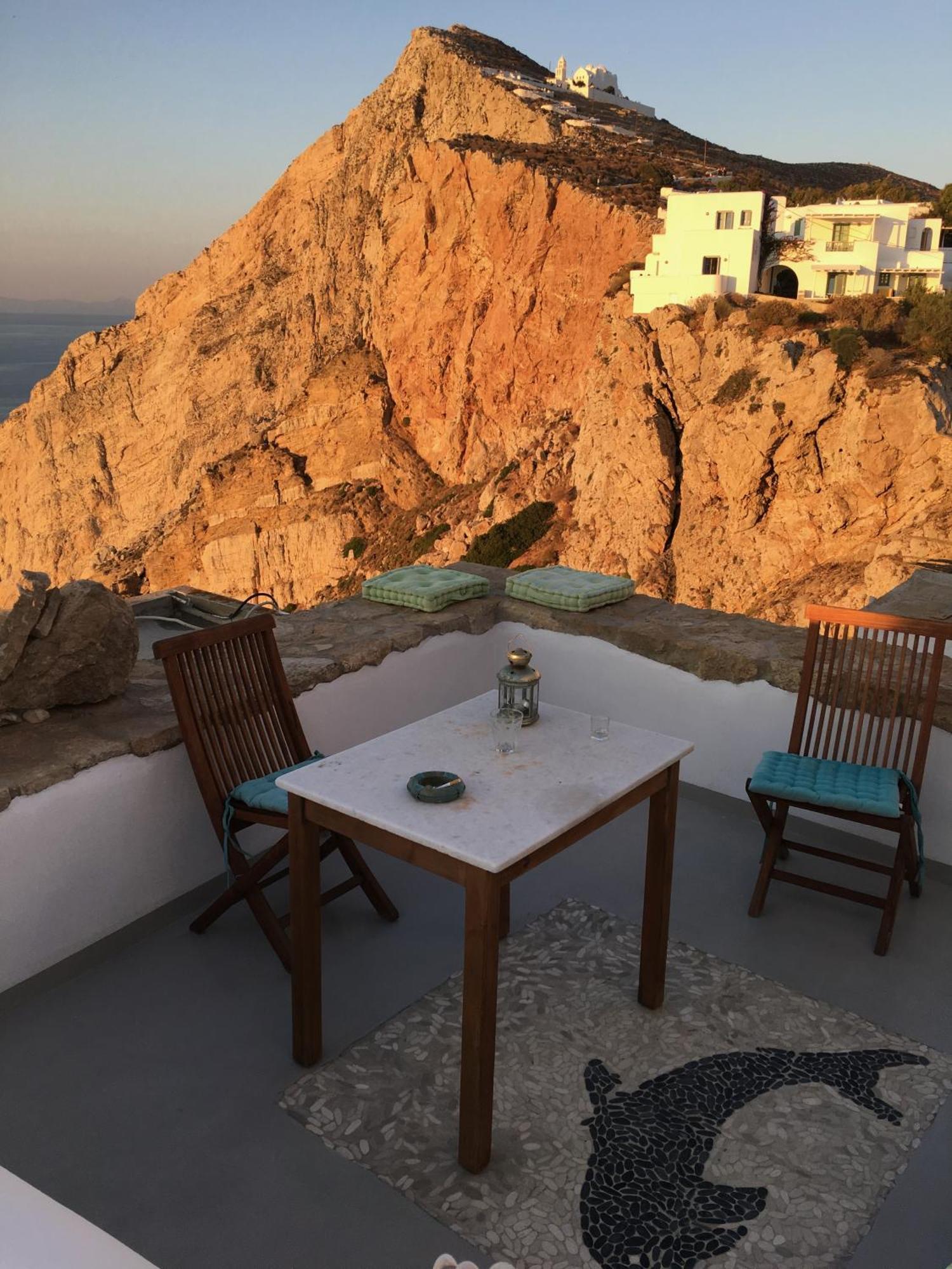 Folegandros-Cliffhouse Villa Bagian luar foto