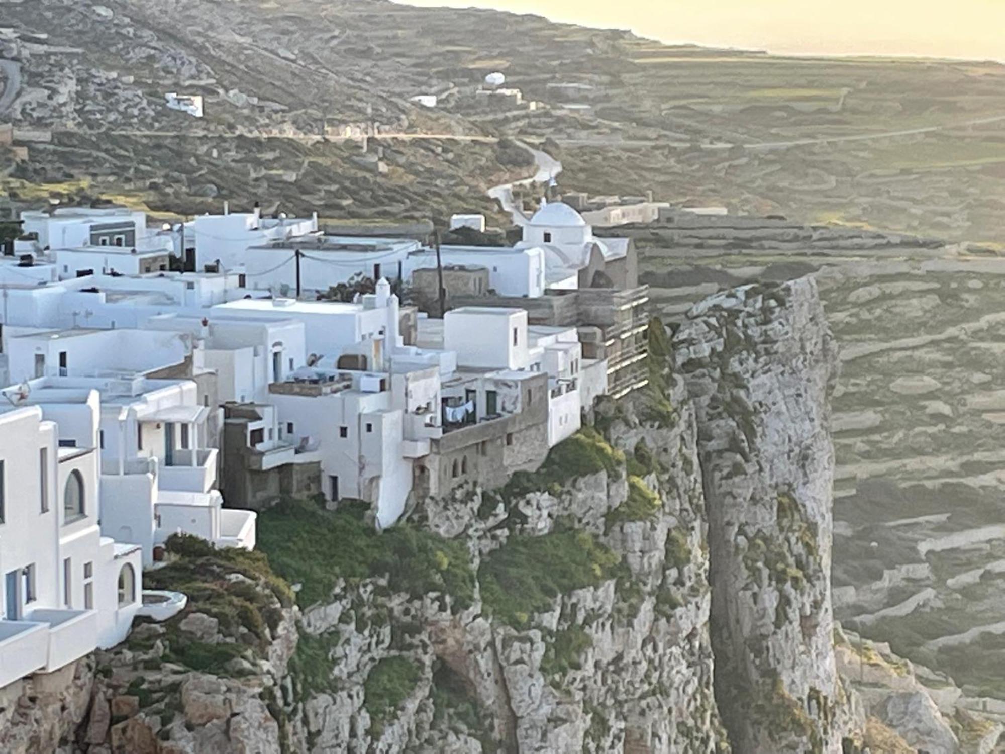 Folegandros-Cliffhouse Villa Bagian luar foto